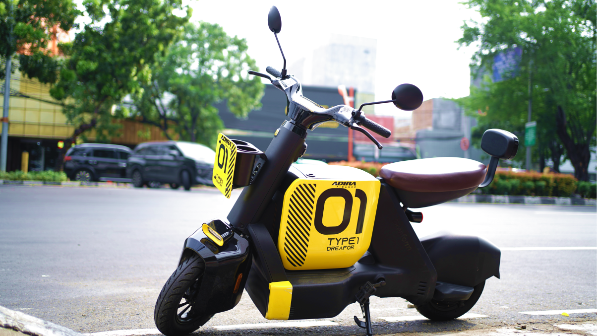 Electric Scooter Banner - Desktop